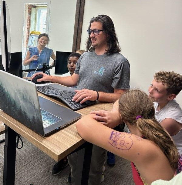 455263552_1014809610646957_3960141706135949500_n